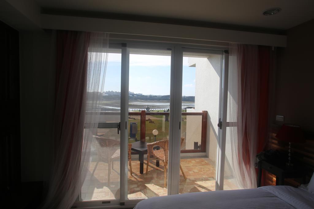 Malibu Oceanview Homestay ماغونغ الغرفة الصورة